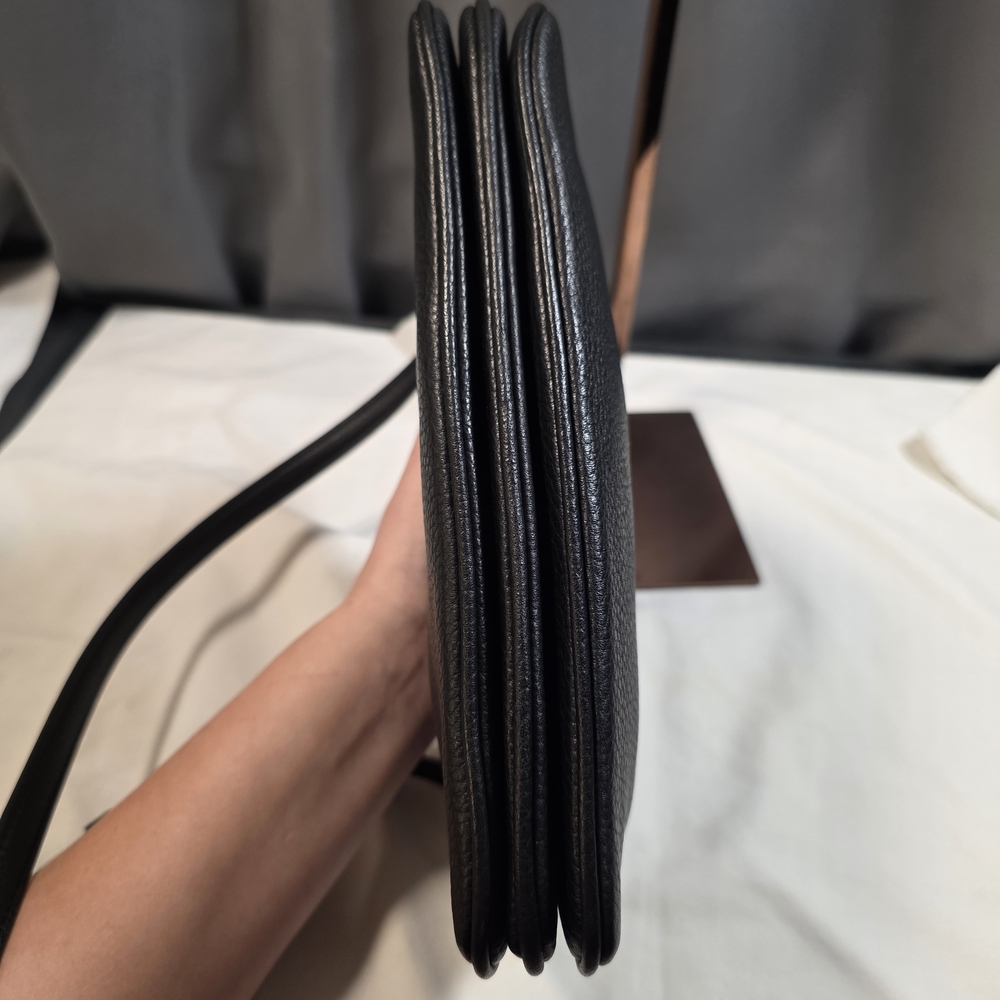 Kate Spade Leila Triple Gusset Pebbled Leather Crossbody Bag Black Like New - Picture 6 of 17